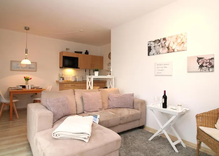 Haus Bernstein 9 * Ostseebad Kühlungsborn